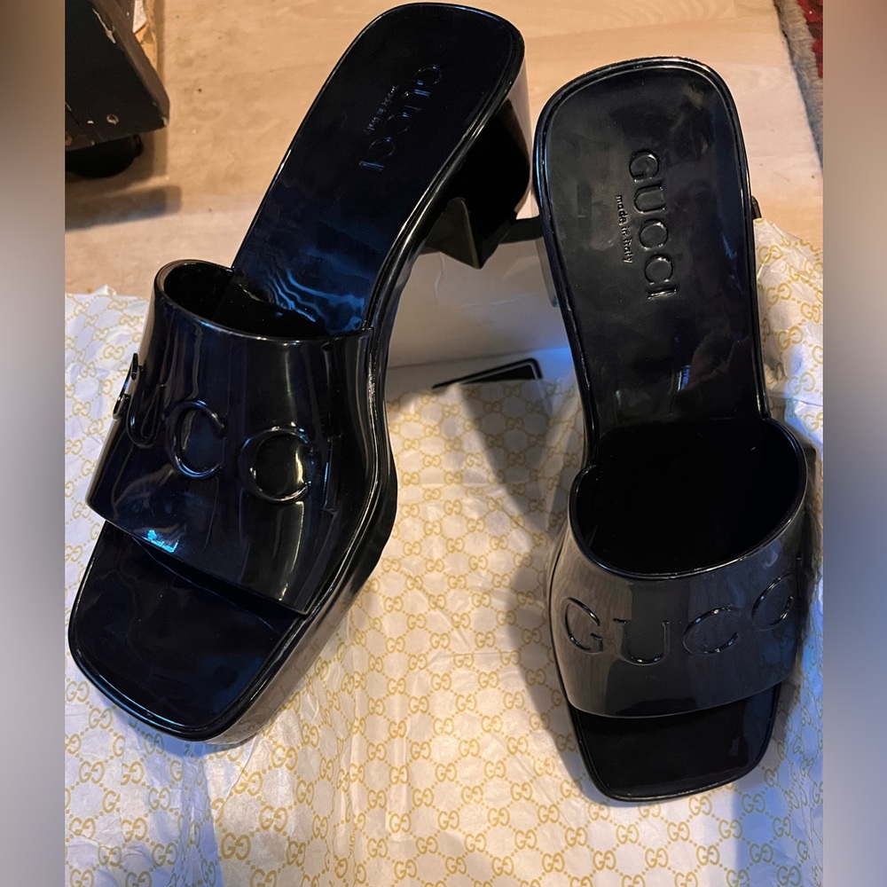 Gucci Slide Sandal Size 8